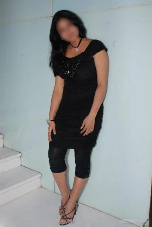 Call Girls Thaltej Chokdi